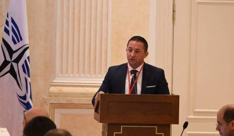 Shqiptarët në Kosovë dhe rajon duhet të jenë të kujdesshëm dhe të mos përzihen me interesat që Rusia dhe Kina kanë në Ballkan.