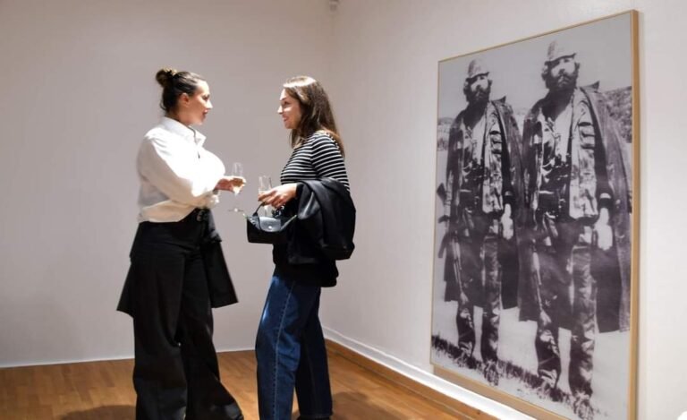 📍Në Galerinë Kombëtare të Kosovës mbrëmë u hap ekspozita “Dren Maliqi – Spätwerk