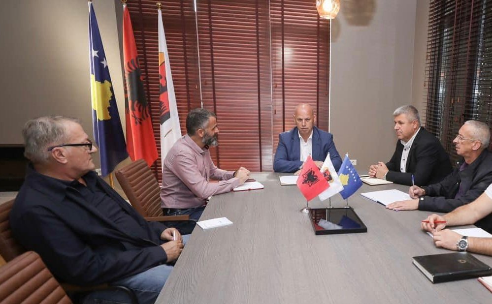 Lladrovci takon DEMOS-in: Sheshi po ndërtohet sipas dinamikës së planifikuar