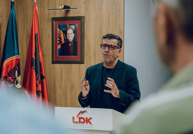 LDK-ja thotë se kryetari i Gjilanit e kurdisi një konkurs në Drejtorinë e Arsimit: Fatlumët, të gjithë familjarë të pushtetarëve