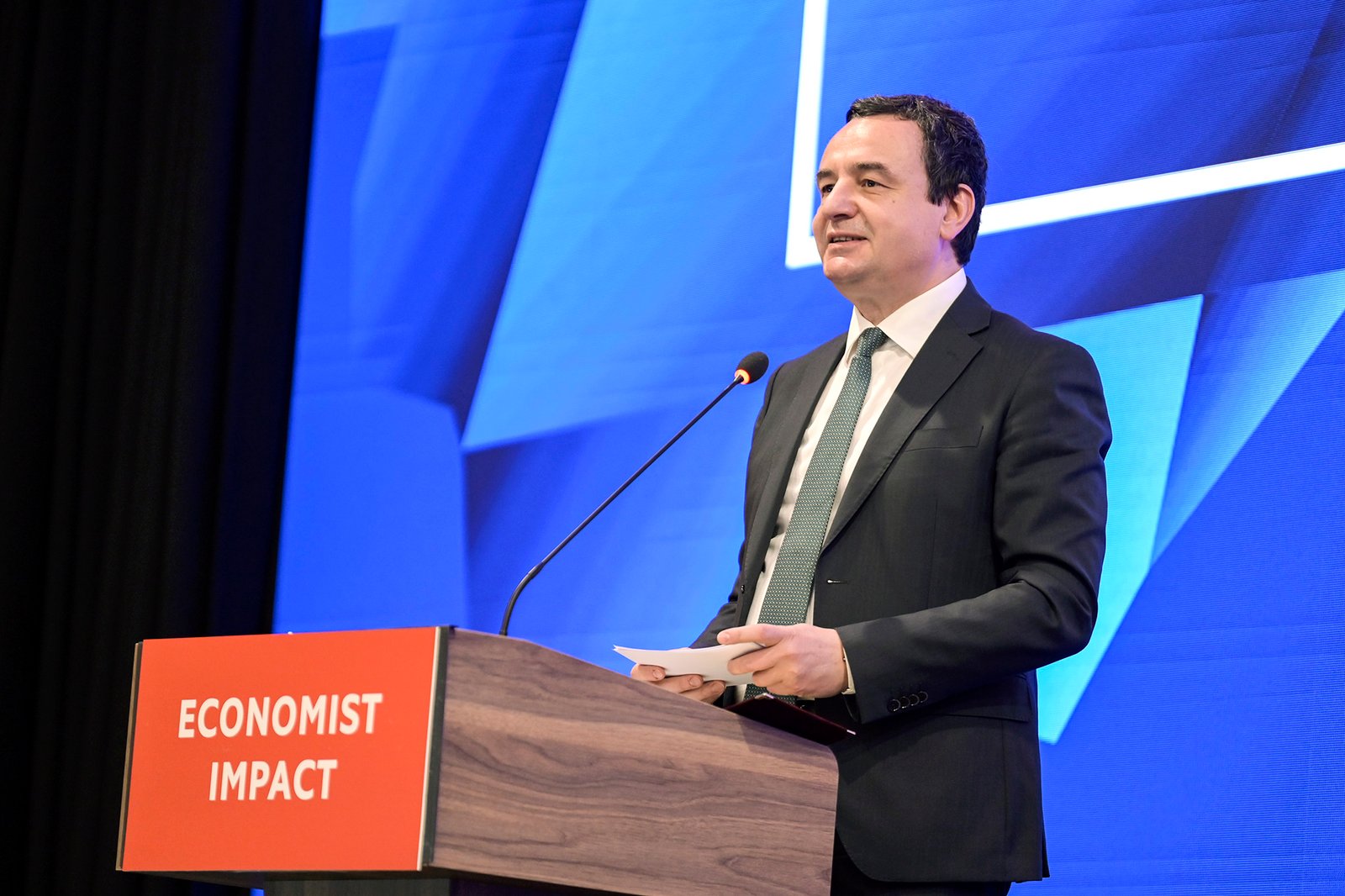 Kurti thotë se Serbia po e shkel marrëveshjen: Borrelli e Lajçaku s’i bien bilbilit kur ka shkelje