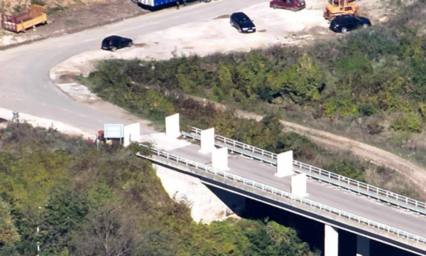 Pengesat për parandalimin e kontrabandës, pamje nga Ura e Bërnjaku