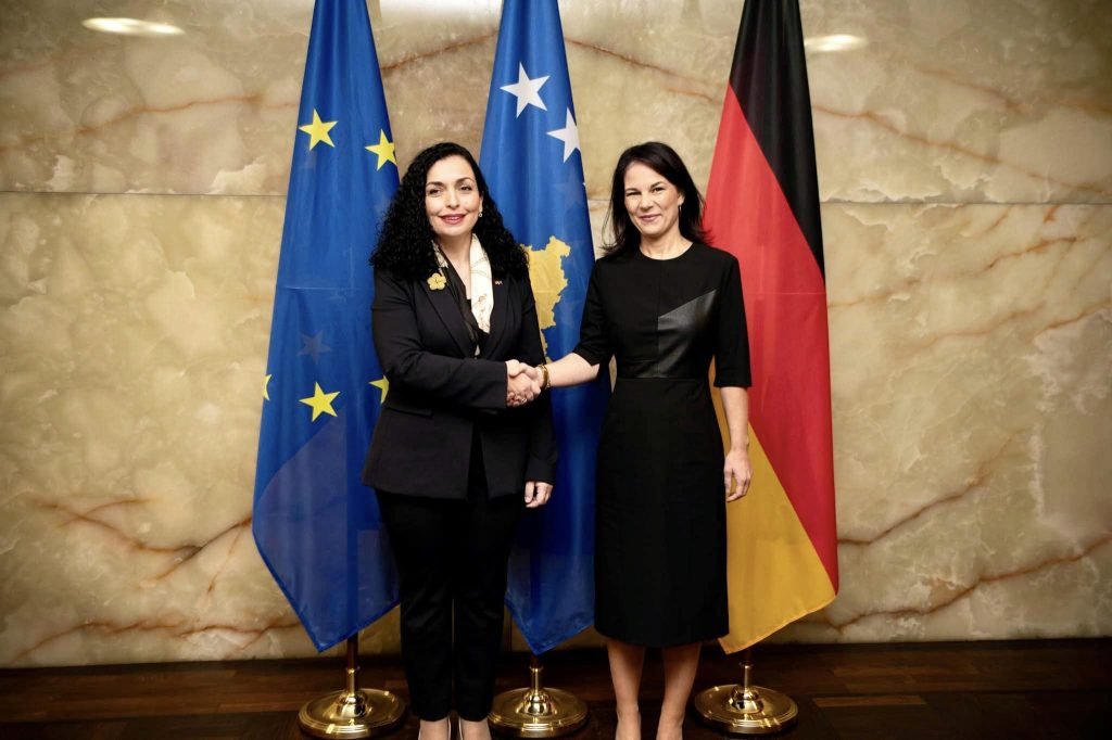 Presidentja Osmani në takim me ministren e Jashtme të Gjermanisë, Baerbock kërkoi mbështetje për anëtarësim në organizata ndërkombëtare