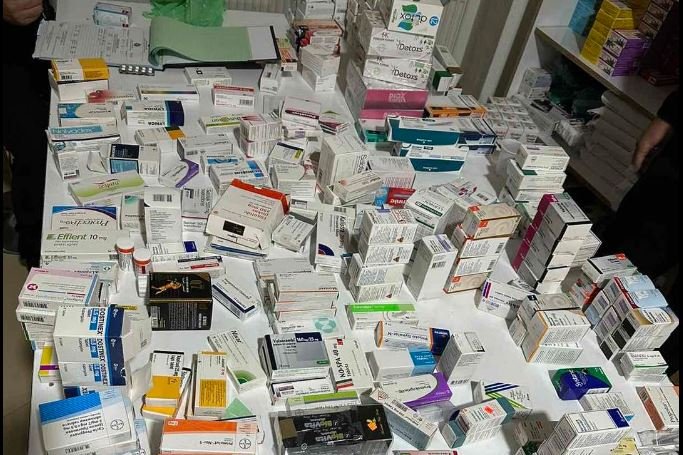 Dogana kap barna pa banderola në Ferizaj, vlera e tyre rreth 4 mijë euro