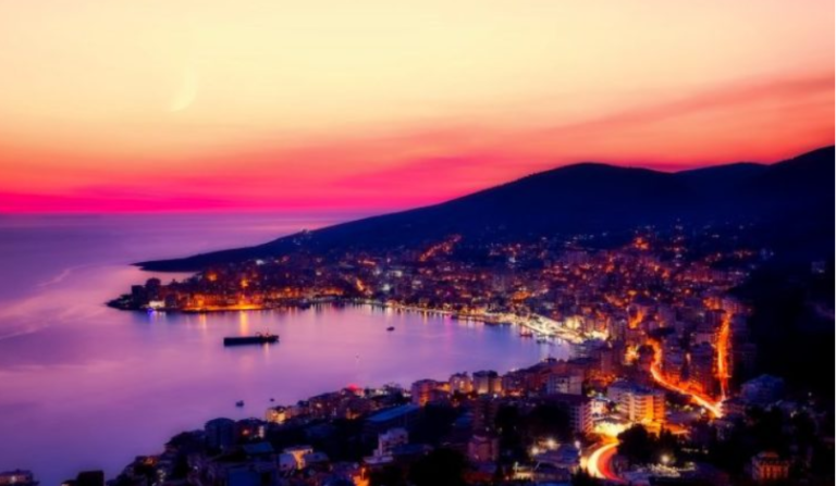 Media italiane “Gaeta.it”: Gjithnjë e më shumë italianë po zgjedhin Shqipërinë për pushime