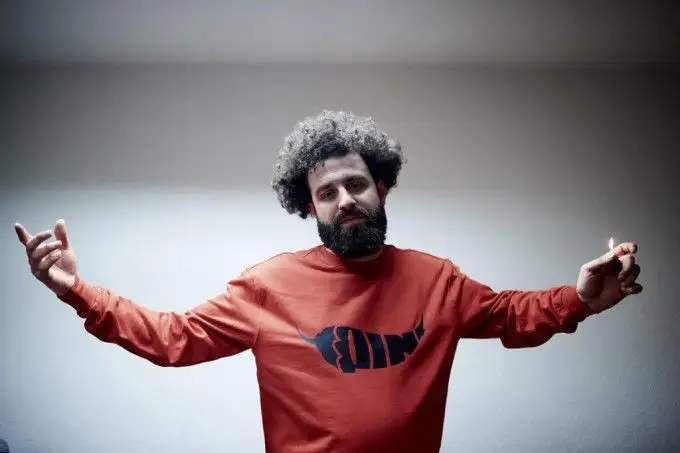 Mc-Kresha-sqaron-deklaraten-qe-trazoi-rrjetin-insajderi.org_