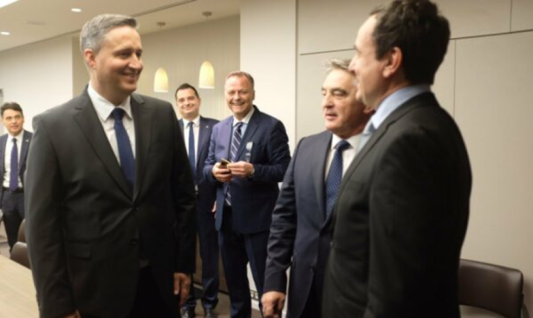 Kryetari i Presidencës boshnjake e quan mik Kurtin, kërkon ndihmën e Dodik që t’i hiqen vizat Kosovës
