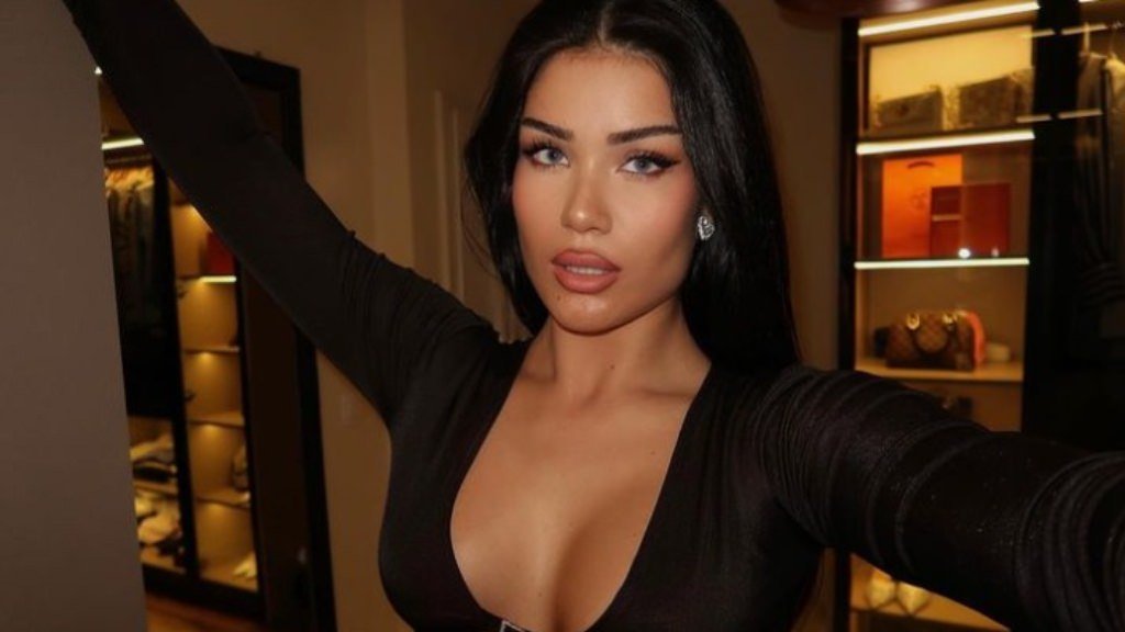 eriona-sejdiu-34ou5093536