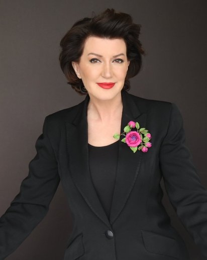 portrait_of_he_atifete_jahjaga