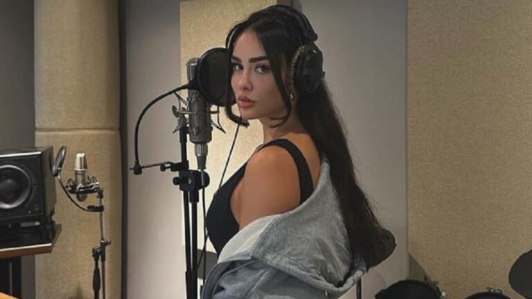 xhensila-myrtezaj-4328705925