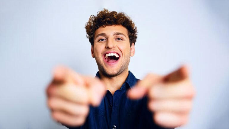 Nëse qeshni me videot ku njerëzit rrëzohen, ju mund të jeni psikopat