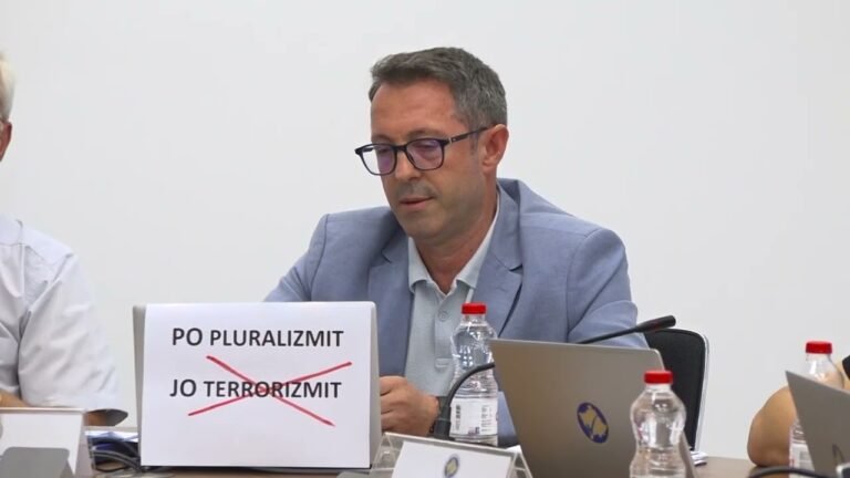 Alban Krasniqi në mbledhje të KQZ-së “Po pluralizmit, Jo terrorizmit”, reagim ndaj vendimit të PZAP-it për Listën Serbe