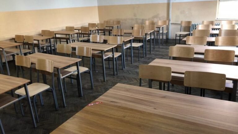 MASHTI: Veç në Prishtinë nuk është mbajtur mësimi, orët e humbura do të zëvendësohen