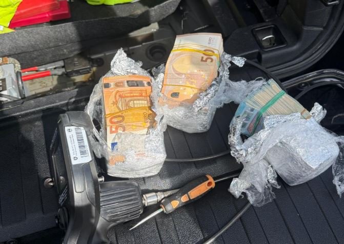 Foto-nga-Dogana-e-Kosoves-2