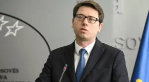 Murati tregon kur dalin pagat e 13-ta për lehonat