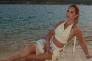 Elijona ndez rrjetin me paraqitjen provokuese në të zeza