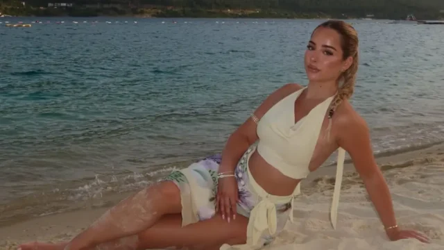 Elijona ndez rrjetin me paraqitjen provokuese në të zeza