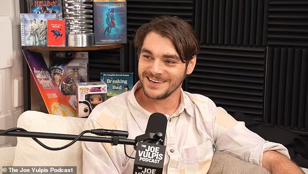 Tragjedia e RJ Mitte: Ylli i ‘Breaking Bad’ që nuk arriti të shihte filmin e tij të fundit